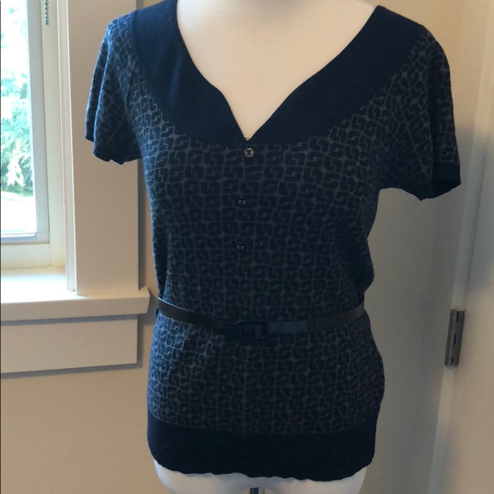 Lamb knit sweater top and belt